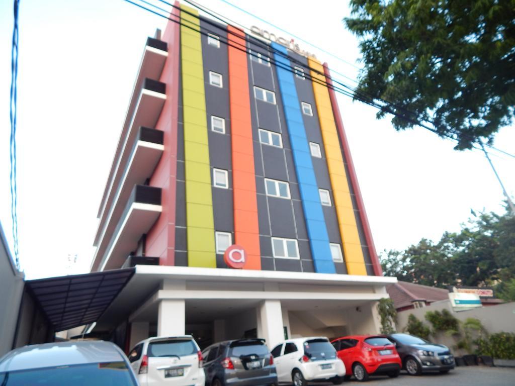 Amaris Hotel Senen Yakarta Exterior foto